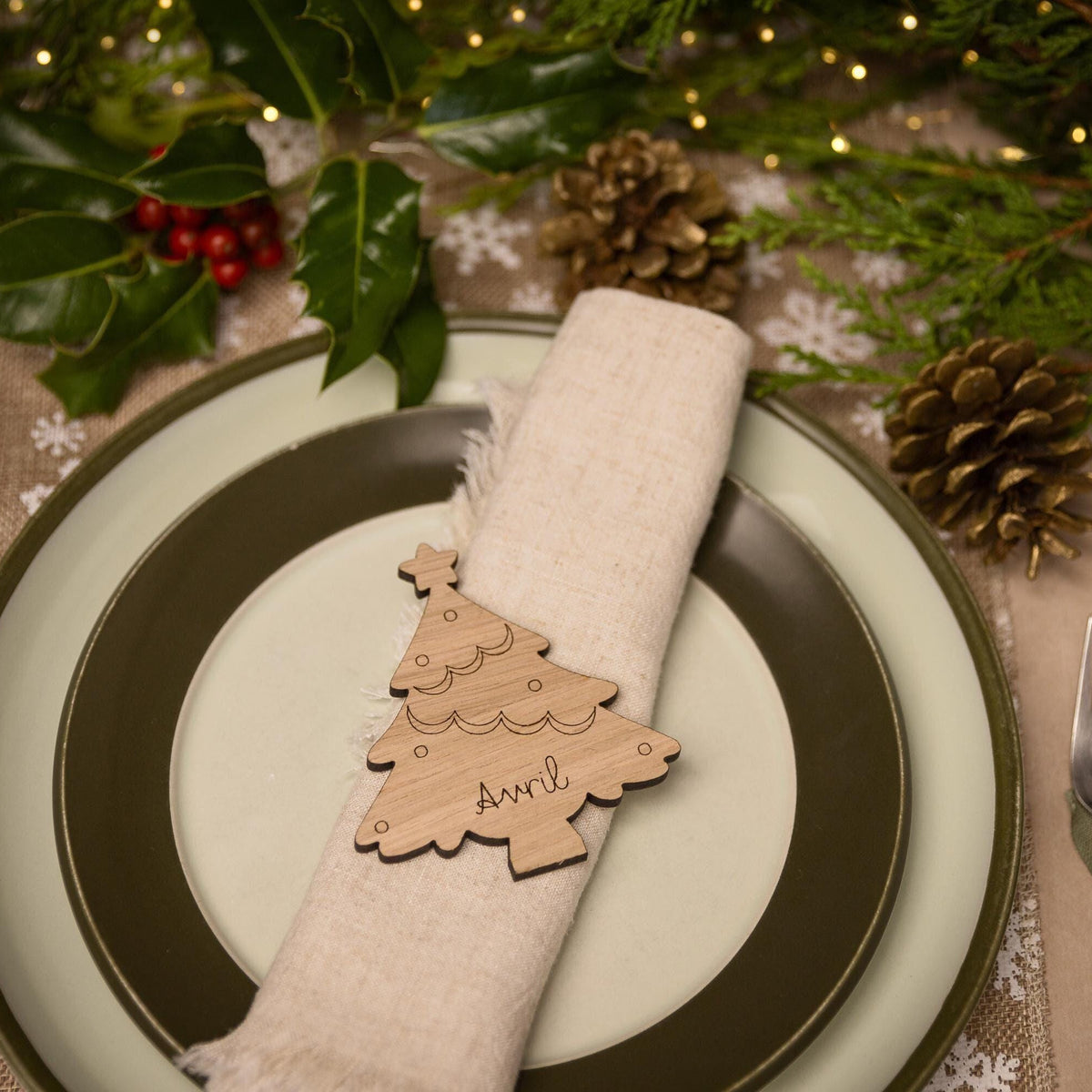 Wooden place setting in shape of a christmas tree