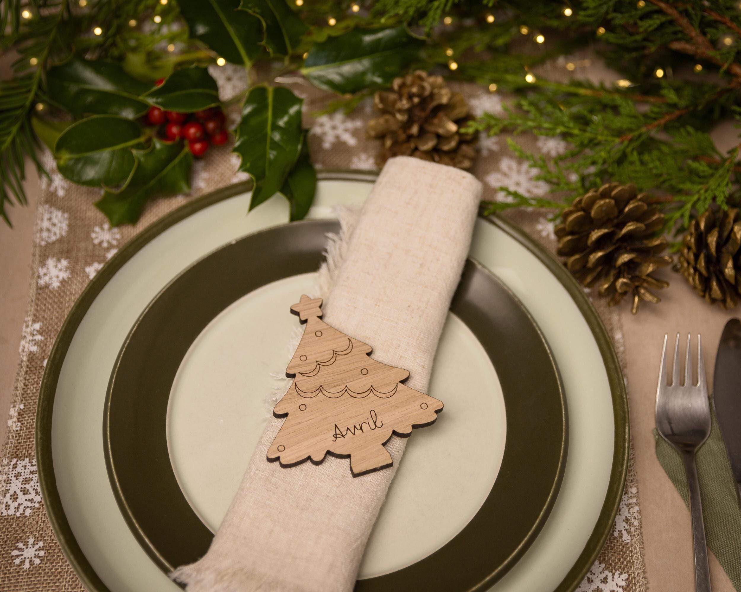 Wooden place setting in shape of a christmas tree
